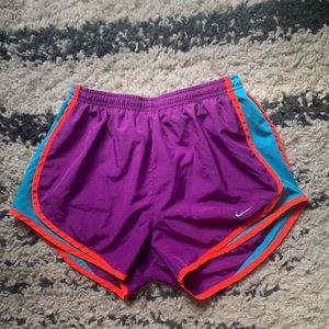 Nike running shorts lined